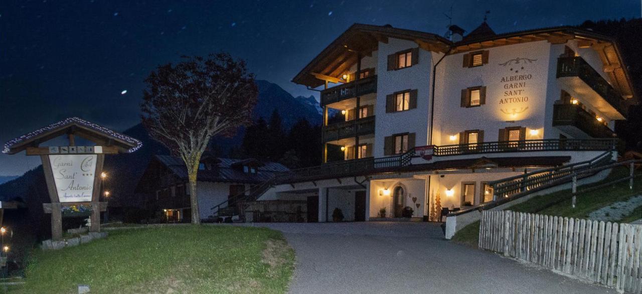Hotel Garni Sant'Antonio Con Spa Мадонна-ді-Кампільйо Екстер'єр фото