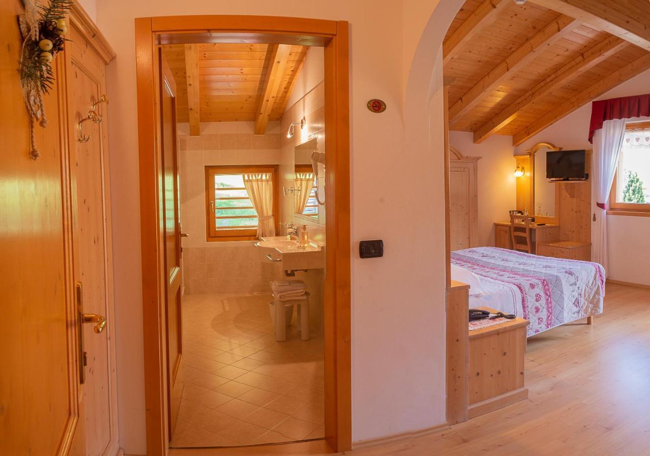 Hotel Garni Sant'Antonio Con Spa Мадонна-ді-Кампільйо Екстер'єр фото